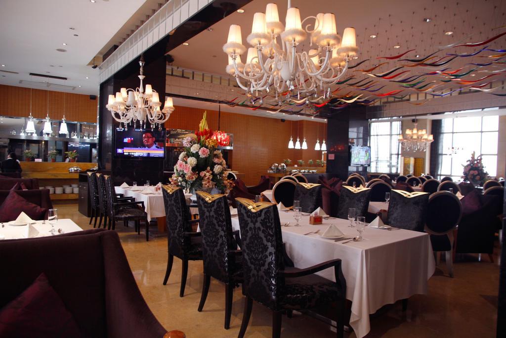 Zhongshan Lighting Era Hotel Экстерьер фото