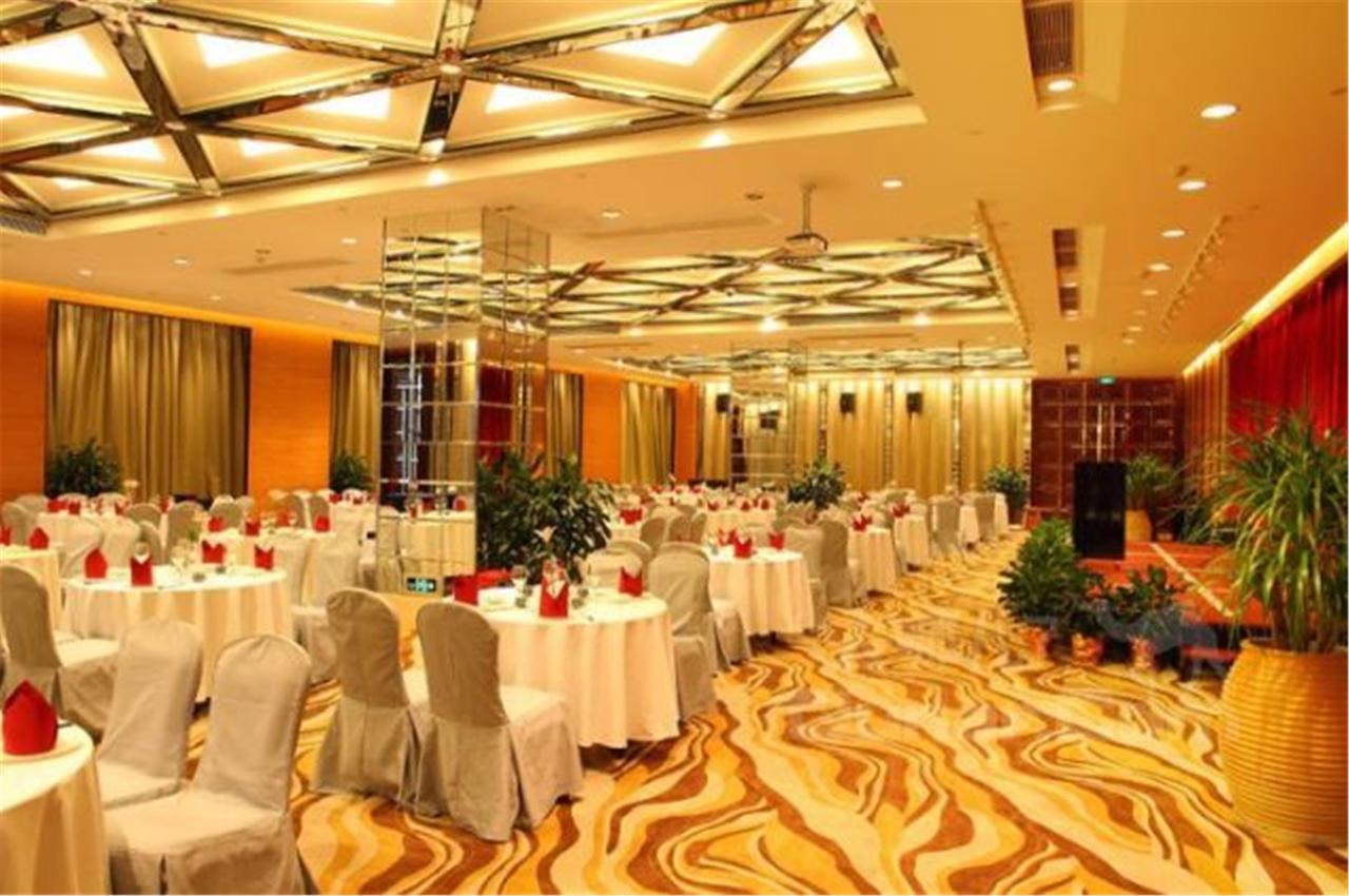 Zhongshan Lighting Era Hotel Экстерьер фото